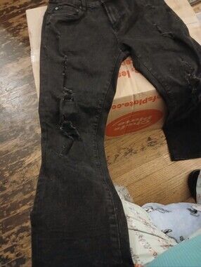 Men's Black Distressed Jeans